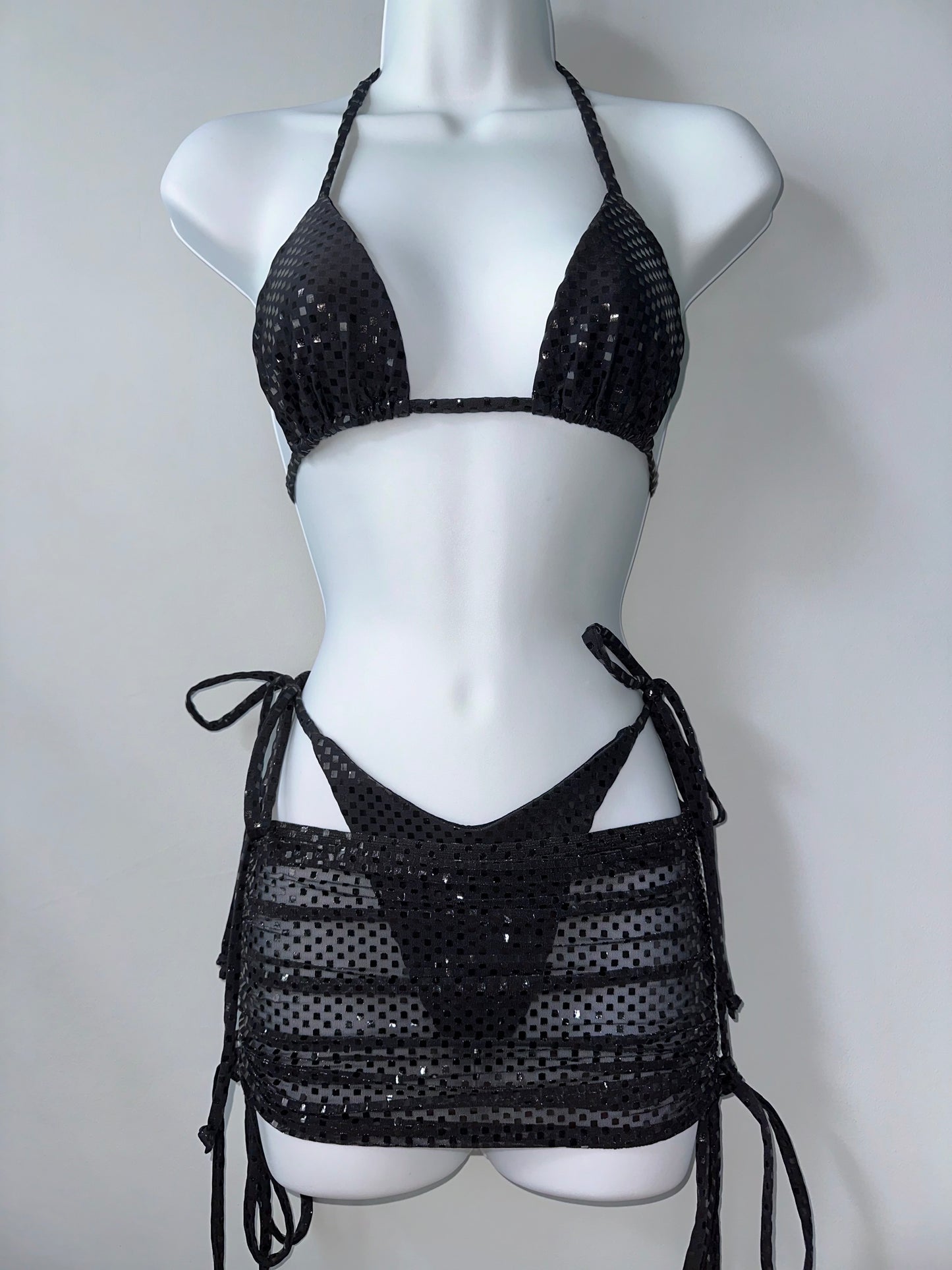 Black checkered foil three piece set